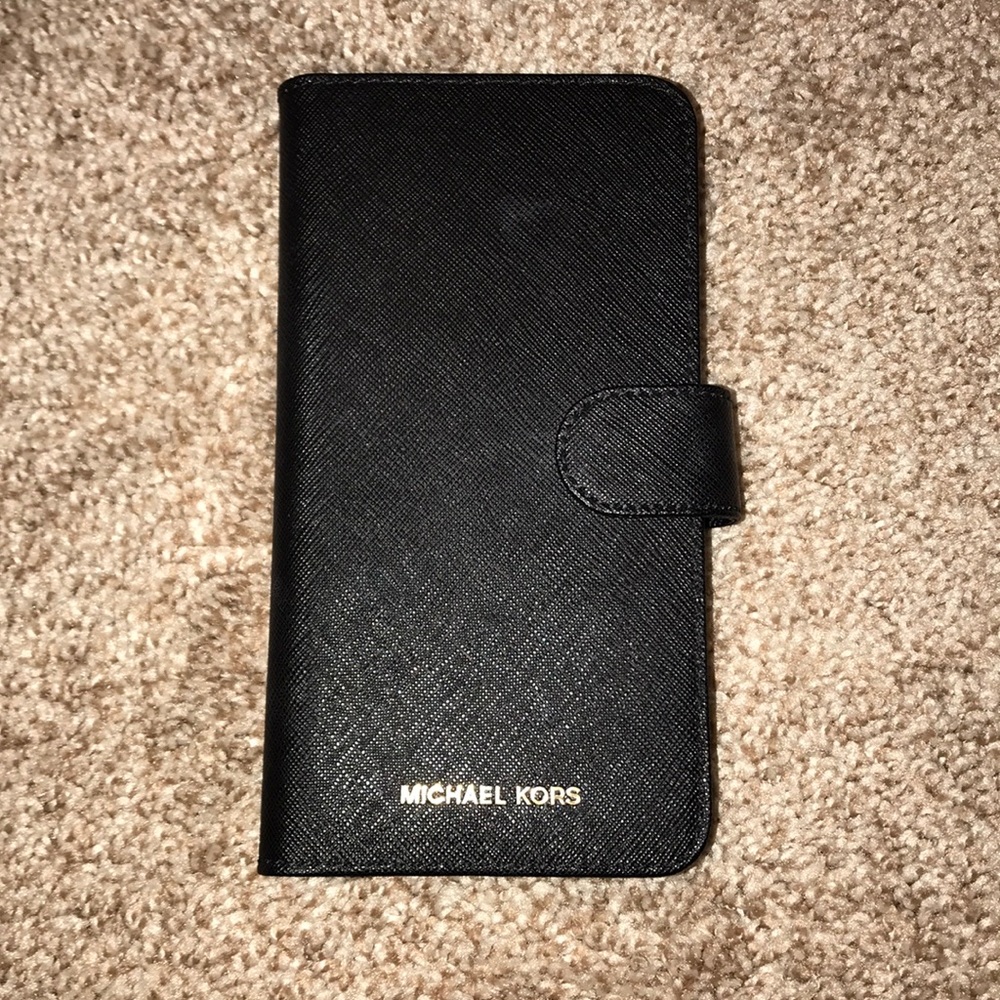 Michael Kors IPhone 7plus wallet case